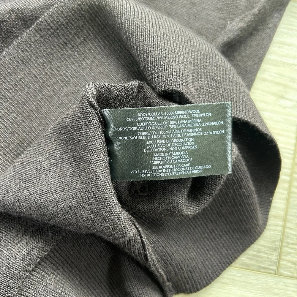 Banana Republic Medium Chocolate Brown Merino Wool Crew Neck Sweater